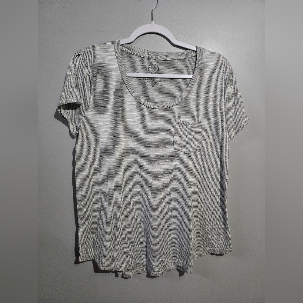 Maurices Striped Gray Split-sleeve Rayon Tee, L